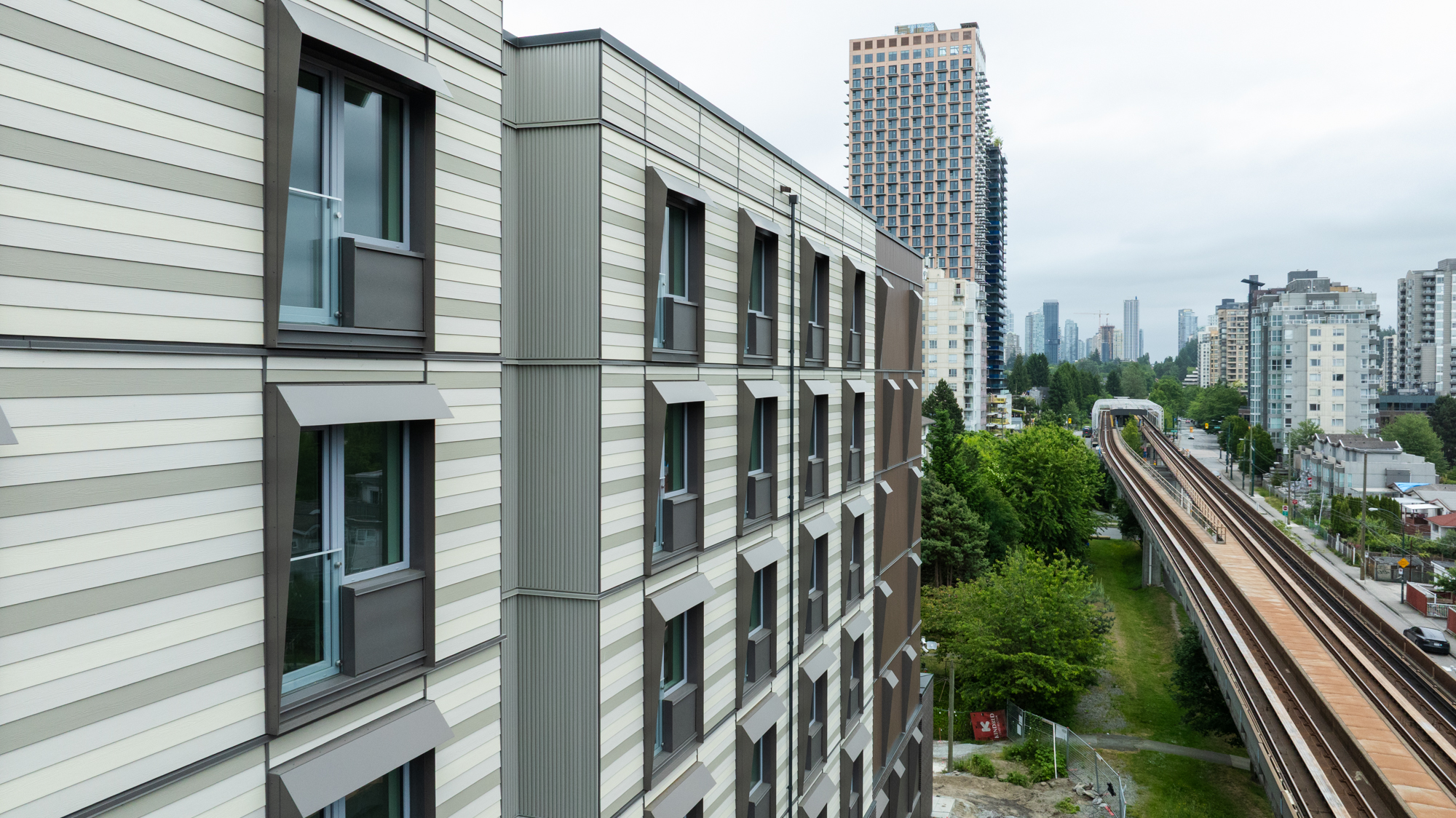 EuroLine Windows Vaha McHardy Multi-Family Home Project