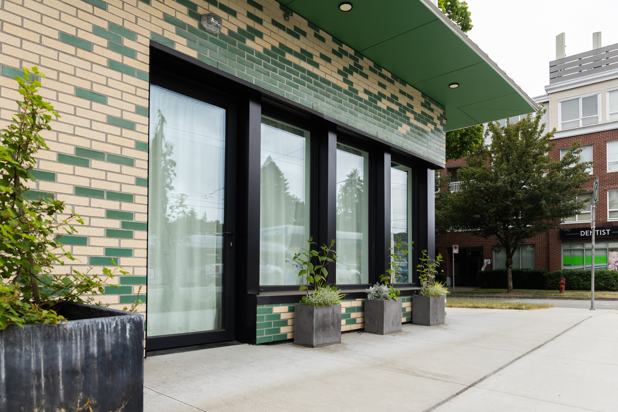 EuroLine Windows TOMO House Project